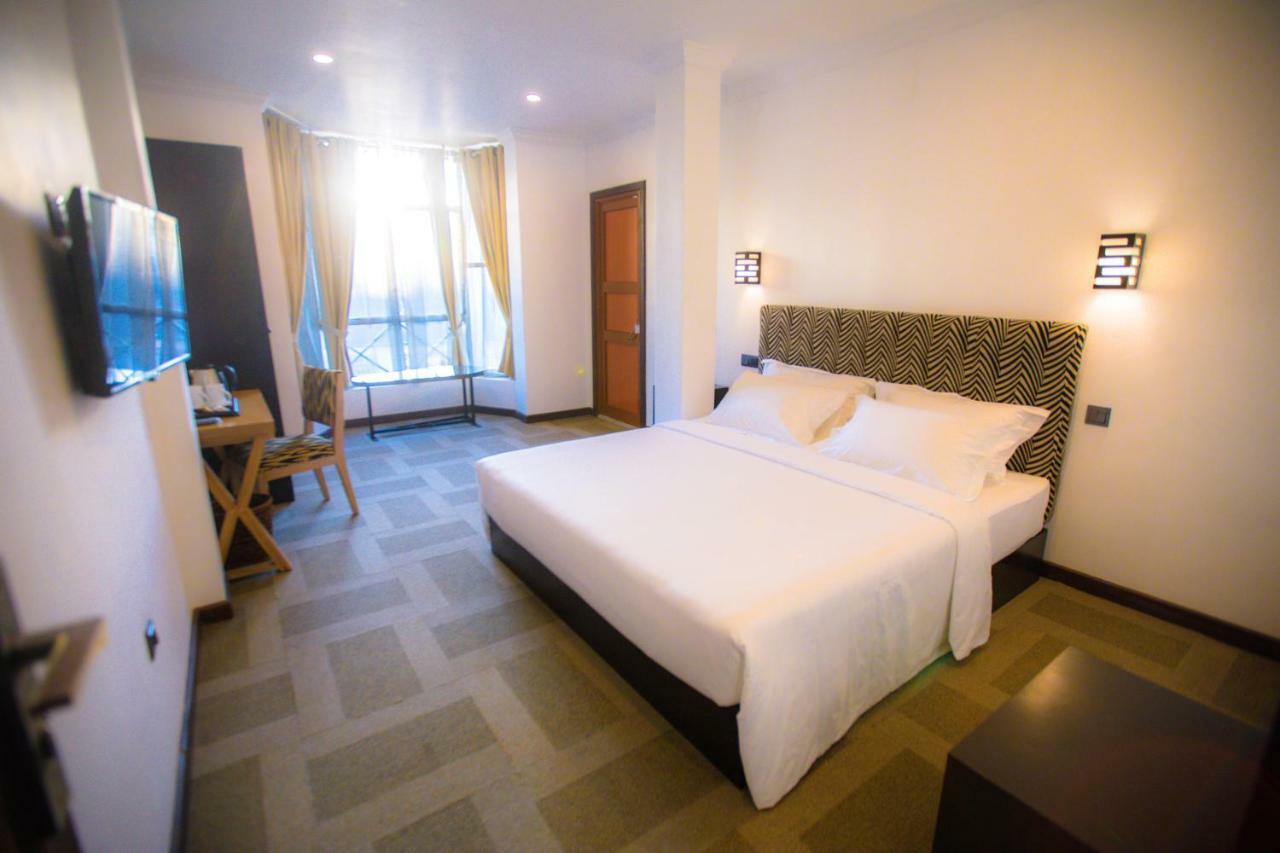 Huddle Hotel Nuwara Eliya Ngoại thất bức ảnh