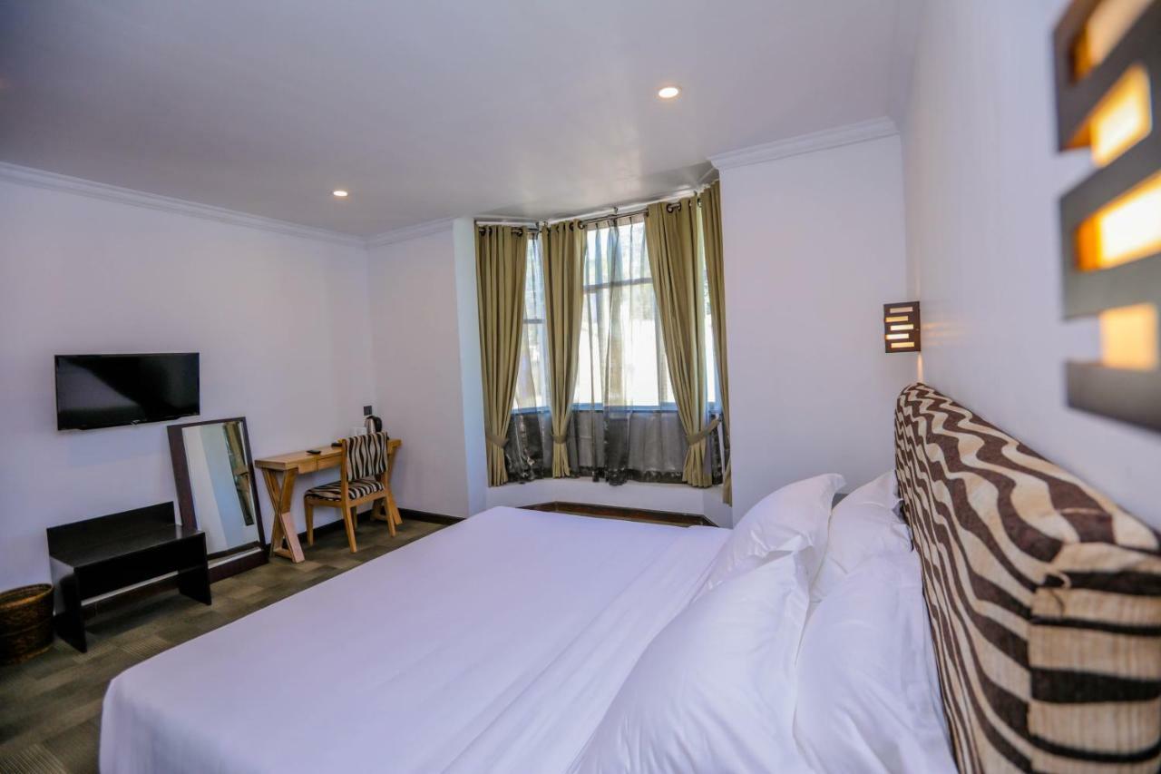 Huddle Hotel Nuwara Eliya Ngoại thất bức ảnh