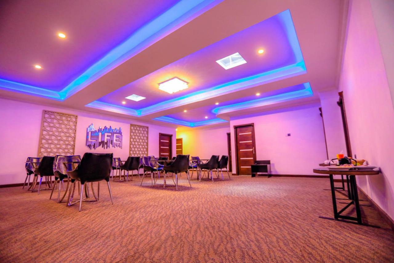 Huddle Hotel Nuwara Eliya Ngoại thất bức ảnh